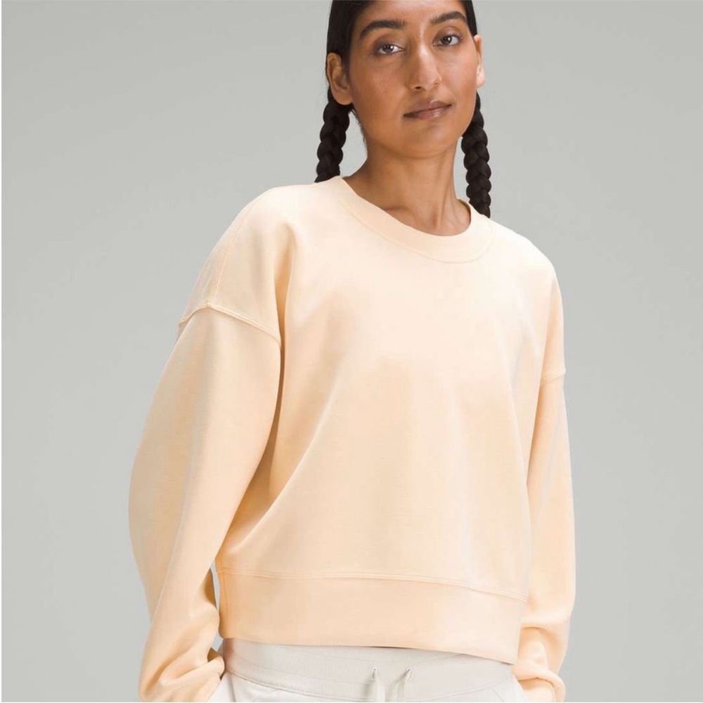 NWT Lululemon Softstreme 'Perfectly Oversized' Cropped Crew Sweatshirt (SUMG) 4